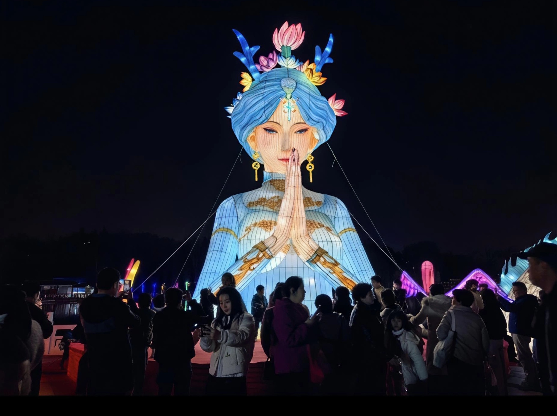 宝鸡市渭滨区新春灯展点亮城市夜色